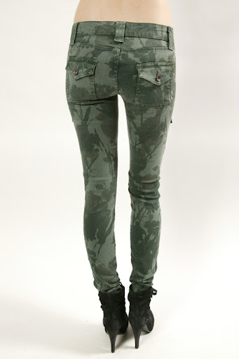 Army fatigue skinny jeans Skinny Jeans footwear - A girl wants to be dressed up to the notch from head to toe. Be it for any occasion. She wants to look her best and so every girl has had that dilemma when putting together a fantastic outfit; what to put on with the perfect dress as perfect shoes.